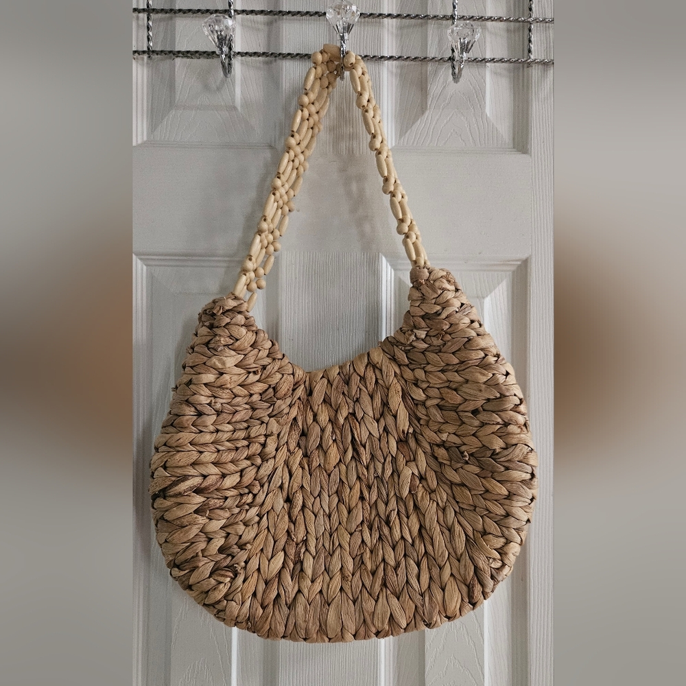- A New Day * Raffia Shoulder Bag